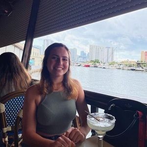 Meet your Posher, Riley